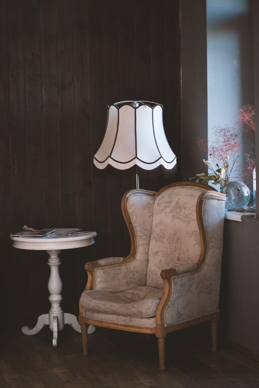 How to Create a Cozy Reading Nook in Your Home